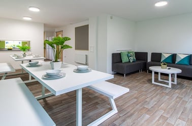 De Walden Way, City Centre, Bradford - Image 3